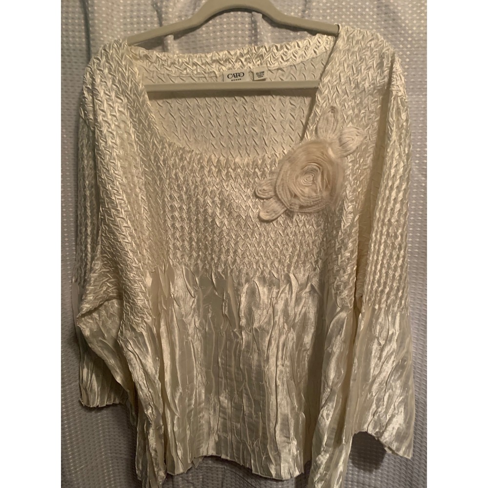 Cato Woman Cream Smocked Crinkle Blouse 22/24W Square Neck Floral Rosette Top